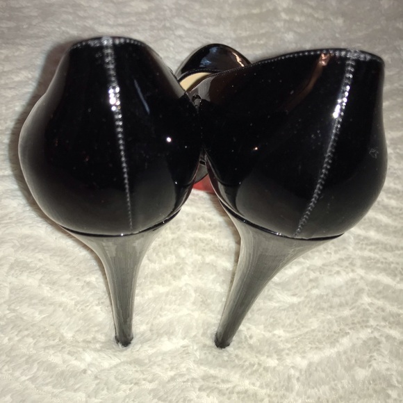 Christian Louboutin Patent Leather Pump Black 39.5 - Picture 6 of 8